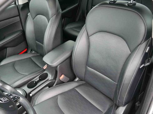 Used 2021 Kia Forte EX image 27