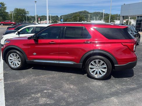 Used 2022 Ford Explorer King Ranch w/ Class IV Trailer Tow Package AWD/4WD image 8