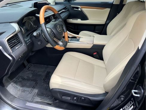 Certified 2022 Lexus RX 350 FWD w/ Premium Package image 10