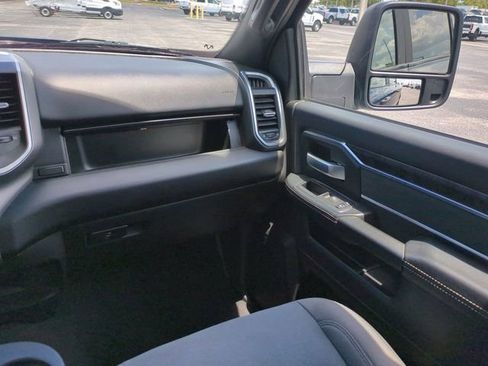 Used 2024 RAM 2500 Big Horn w/ Bed Utility Group AWD/4WD image 18