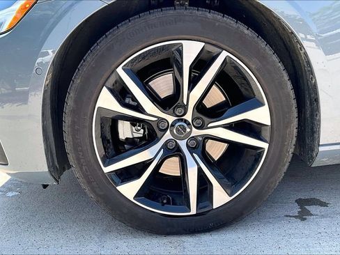 Used 2024 Volvo S60 B5 Plus AWD/4WD image 11
