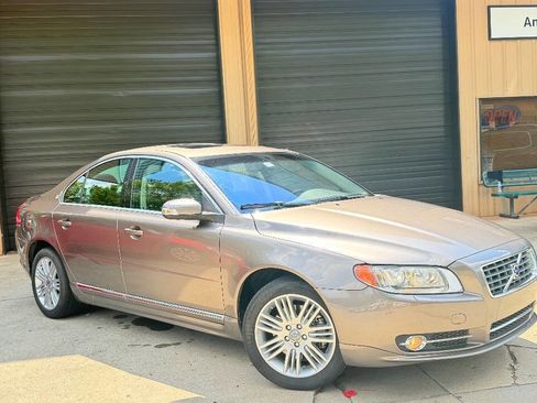 Used 2009 Volvo S80 T6 image 2