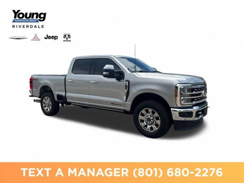 Used 2023 Ford F250 Lariat w/ Lariat Ultimate Package AWD/4WD image 7