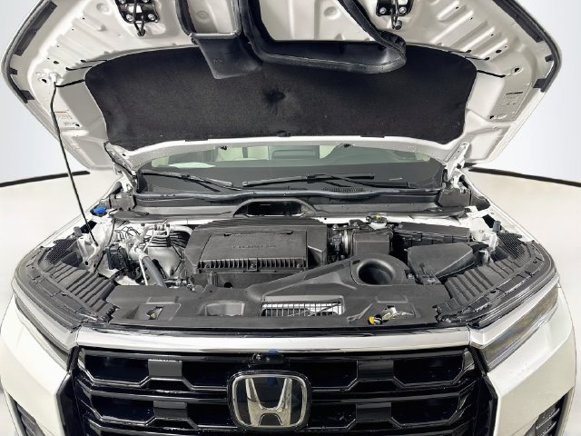 Used 2026 Honda Pilot Touring image 35