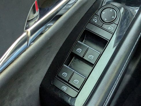 Used 2025 MAZDA CX-30 AWD 2.5 S w/ Preferred Package image 22