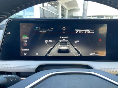 Used 2023 Nissan Ariya FWD image 17