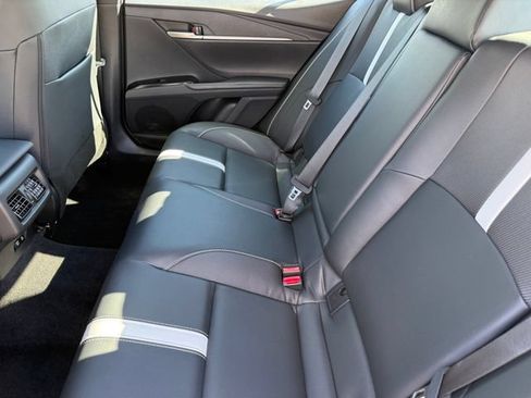Used 2026 Toyota Camry SE w/ Convenience Package FWD image 29