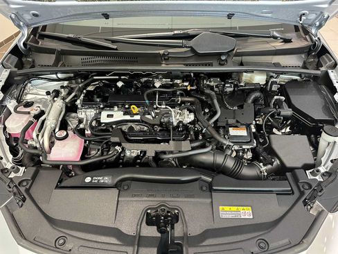Used 2024 Toyota Prius Prime FWD image 9
