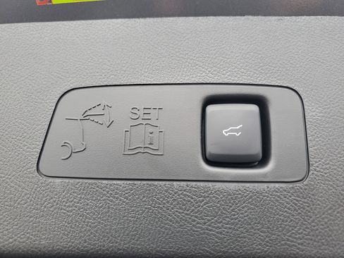 New 2026 Lincoln Corsair Premiere image 30