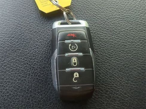 Used 2021 RAM 1500 Big Horn image 35