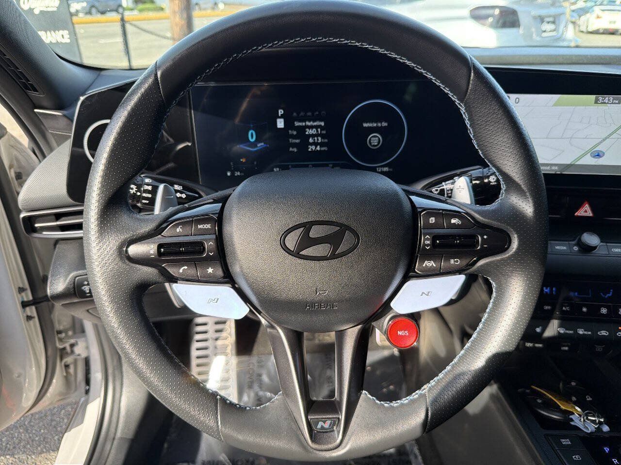 Used 2025 Hyundai Elantra N FWD image 31