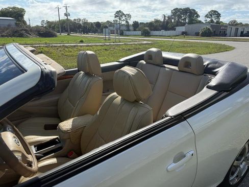 Used 2007 Toyota Solara Convertible image 18