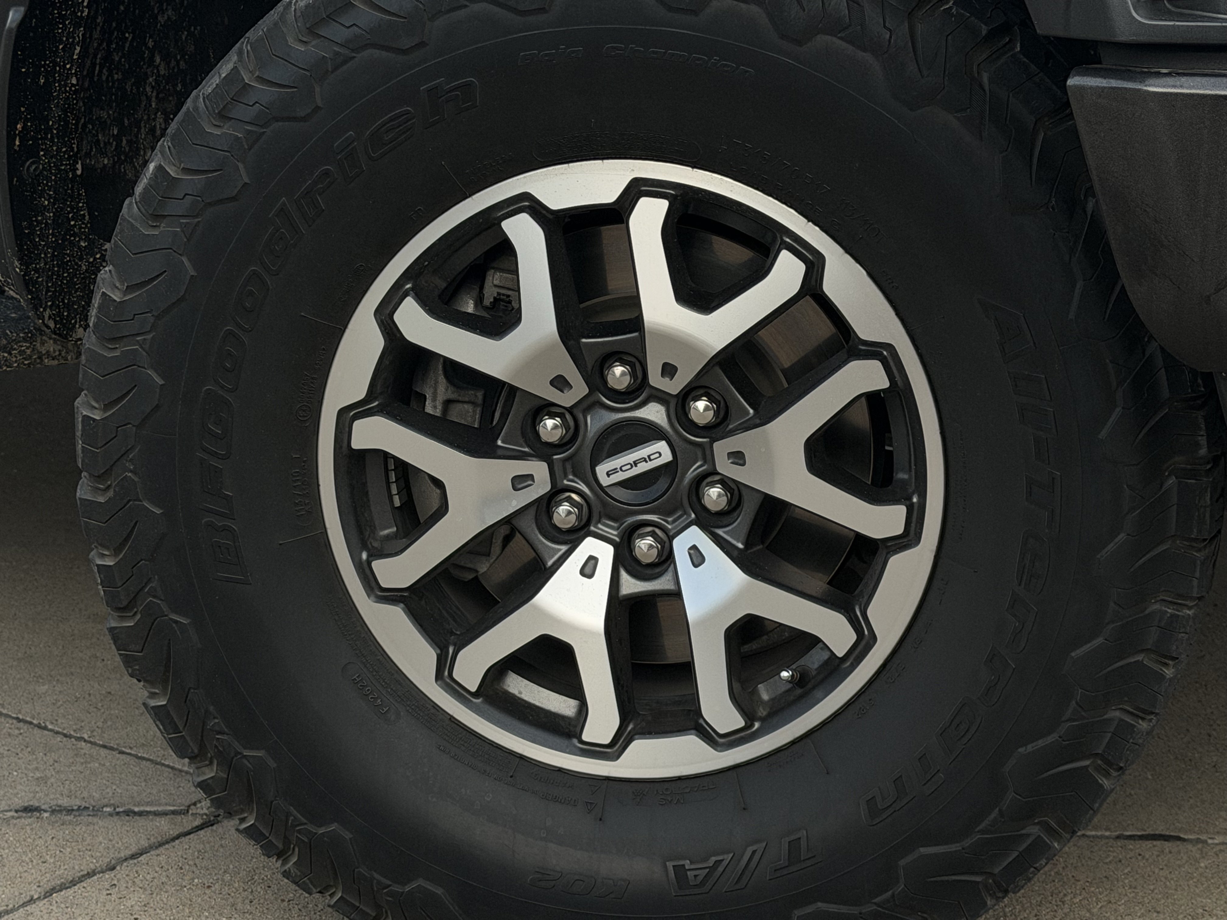 Used 2023 Ford F150 Raptor AWD/4WD image 10