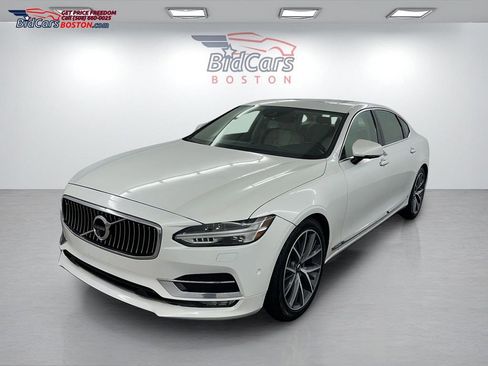 Used 2018 Volvo S90 T6 Inscription w/ Convenience Package image 1