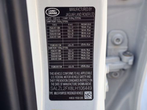 Used 2020 Land Rover Range Rover Evoque First Edition image 28