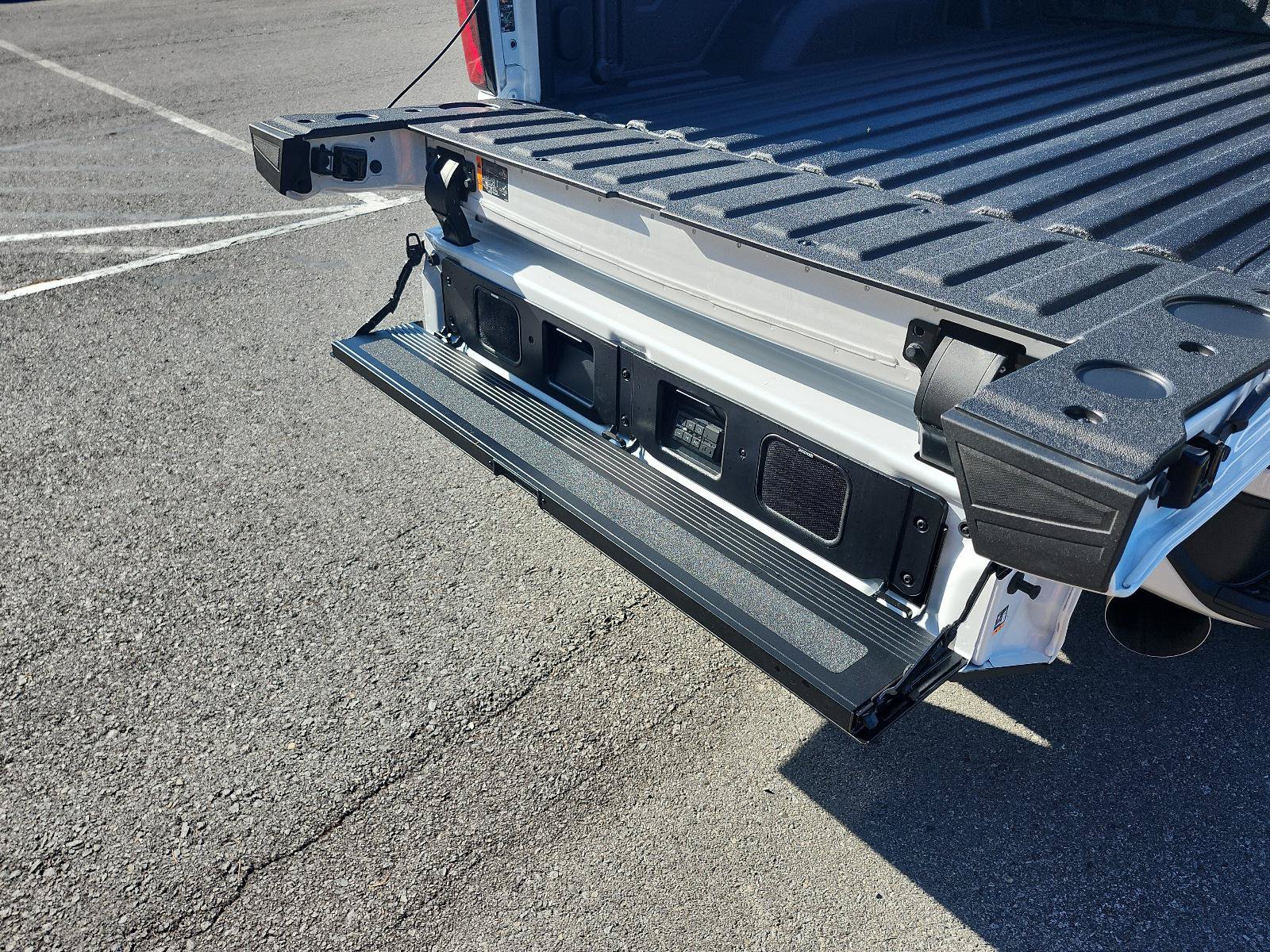 Used 2025 GMC Sierra 2500 Denali Ultimate AWD/4WD image 15