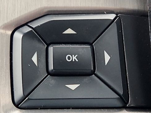 Used 2015 Ford F150 Platinum w/ Equipment Group 701A Luxury image 23