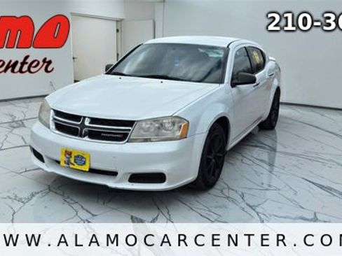 Used 2013 Dodge Avenger SE image 1