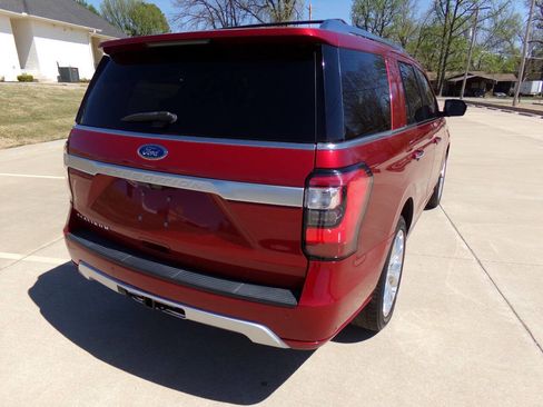Used 2019 Ford Expedition Platinum image 38
