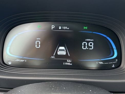 Used 2025 Hyundai Venue Limited image 20