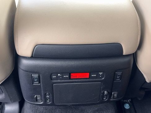 Used 2020 Nissan Armada Platinum w/ Captain's Chairs Package AWD/4WD image 39