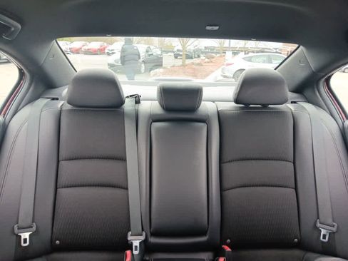 Used 2016 Honda Accord Sport image 14