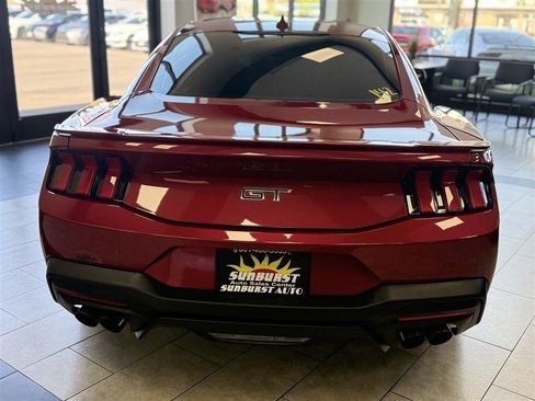 Used 2024 Ford Mustang GT Premium image 6