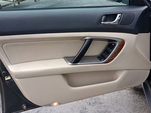 Used 2008 Subaru Outback 3.0R L.L. Bean image 11