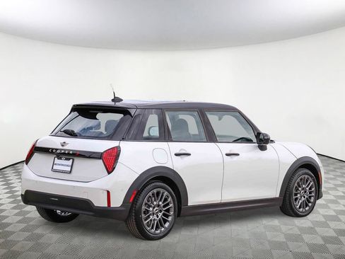 Used 2026 MINI Cooper S FWD image 8