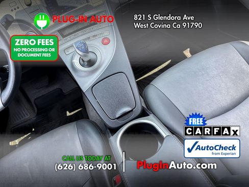 Used 2015 Toyota Prius Four FWD image 15