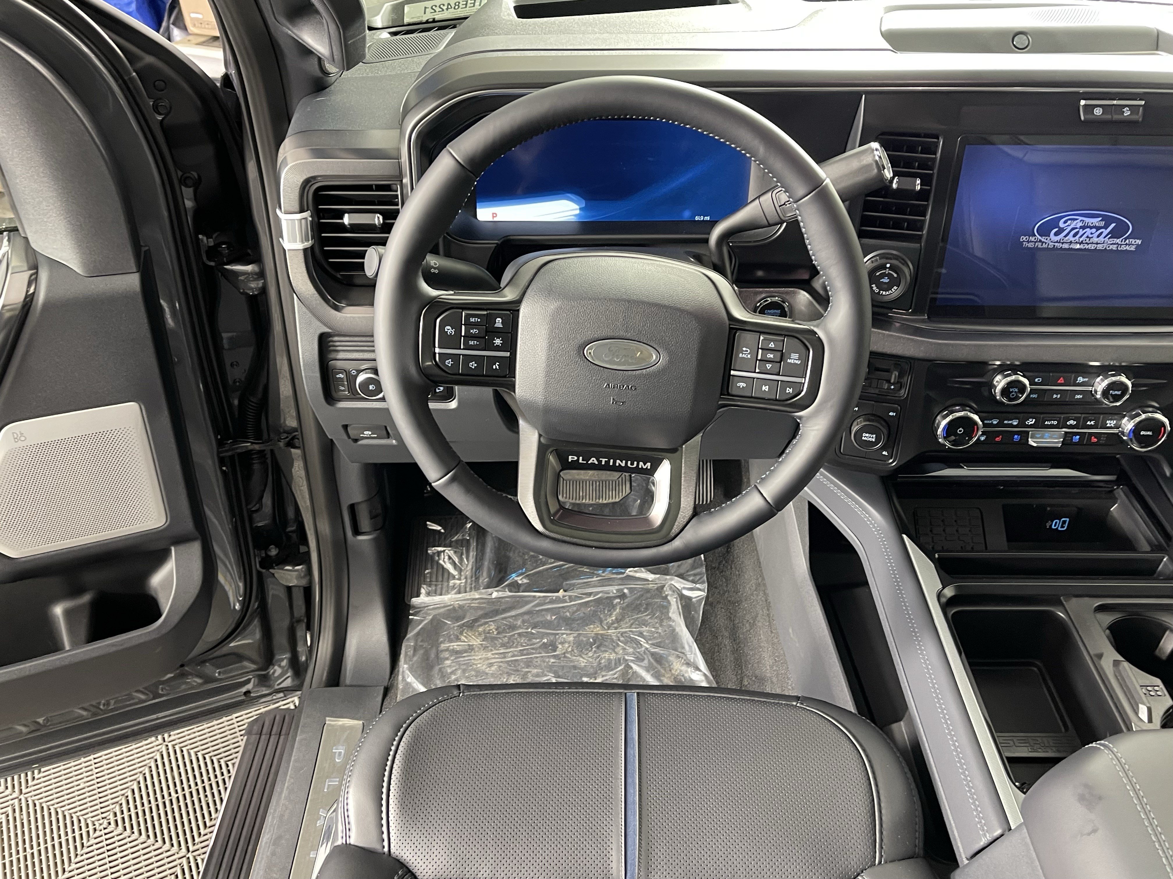 New 2026 Ford F450 Platinum w/ FX4 Off-Road Package AWD/4WD image 12