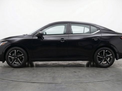 Used 2025 Nissan Sentra SV FWD image 5
