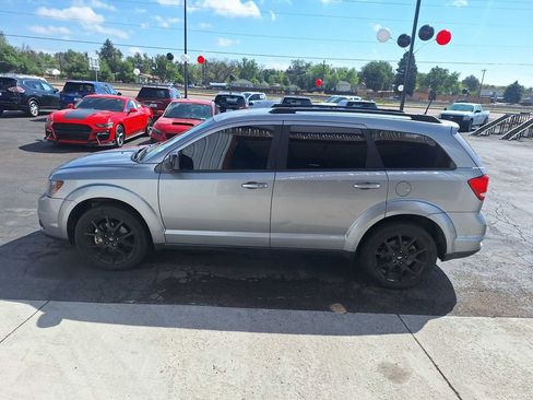 Used 2019 Dodge Journey SE w/ Premium Group AWD/4WD image 5