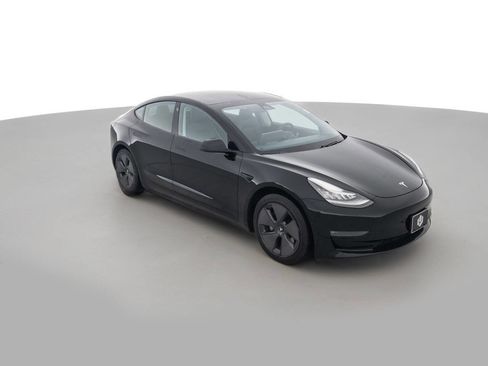 Used 2021 Tesla Model 3 Long Range AWD/4WD image 3