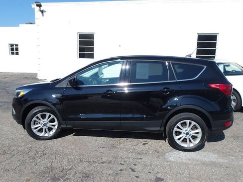 Used 2019 Ford Escape SE AWD/4WD image 3