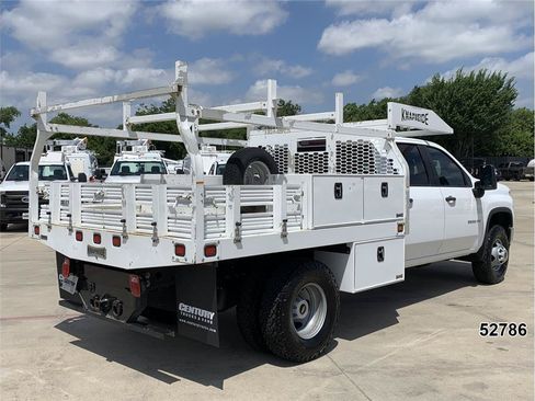 Used 2021 Chevrolet Silverado 3500 W/T w/ WT Convenience Package AWD/4WD image 2