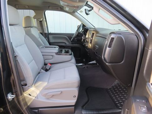 Used 2019 Chevrolet Silverado 1500 Custom w/ Custom Convenience Package image 24