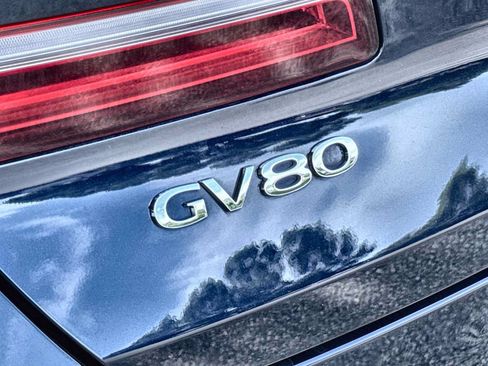Used 2024 Genesis GV80 3.5T Advanced AWD/4WD image 10