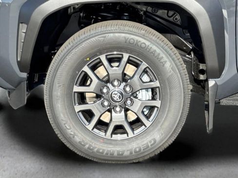 New 2026 Toyota 4Runner SR5 image 27