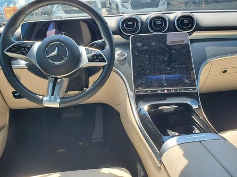 Used 2025 Mercedes-Benz C 300 4MATIC Sedan image 7