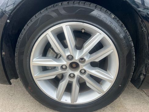 Used 2015 Toyota Avalon XLE FWD image 21