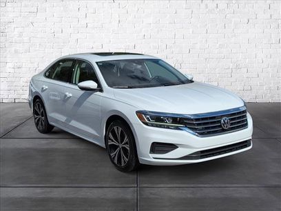 Used 2022 Volkswagen Passat 2.0T SE