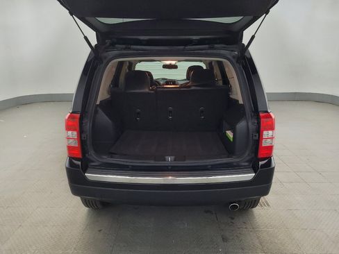 Used 2016 Jeep Patriot High Altitude AWD/4WD image 29
