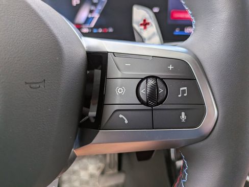 Used 2025 BMW X2 M35i w/ Premium Package image 25