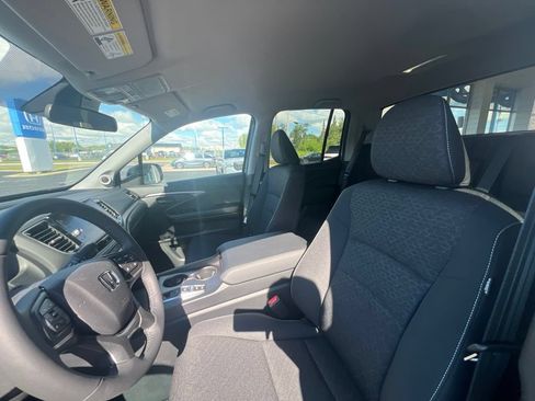 New 2026 Honda Ridgeline Sport image 9