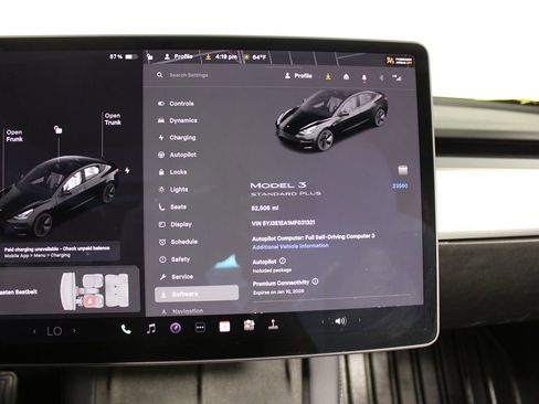 Used 2021 Tesla Model 3 Standard Range Plus image 9