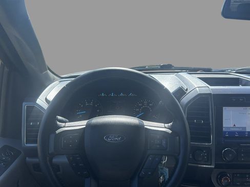 Used 2020 Ford F150 XLT w/ Equipment Group 302A Luxury AWD/4WD image 33