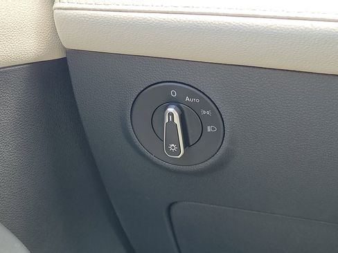 New 2026 Volkswagen Taos S FWD image 18