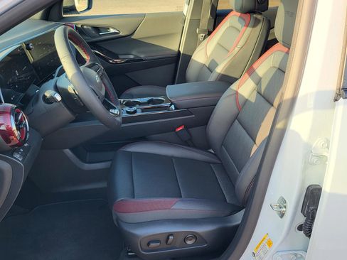 New 2026 Chevrolet Equinox RS w/ Convenience Package III image 15