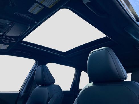 Used 2025 Subaru Forester Limited image 23